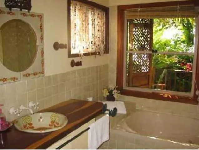 Bamboo Cottage Guesthouse B&B