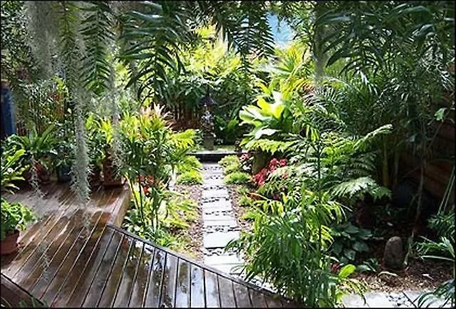 Bamboo Cottage Guesthouse B&B 酒店