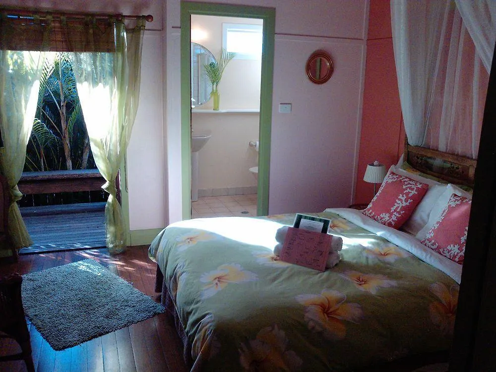 Bamboo Cottage Guesthouse B&B 酒店