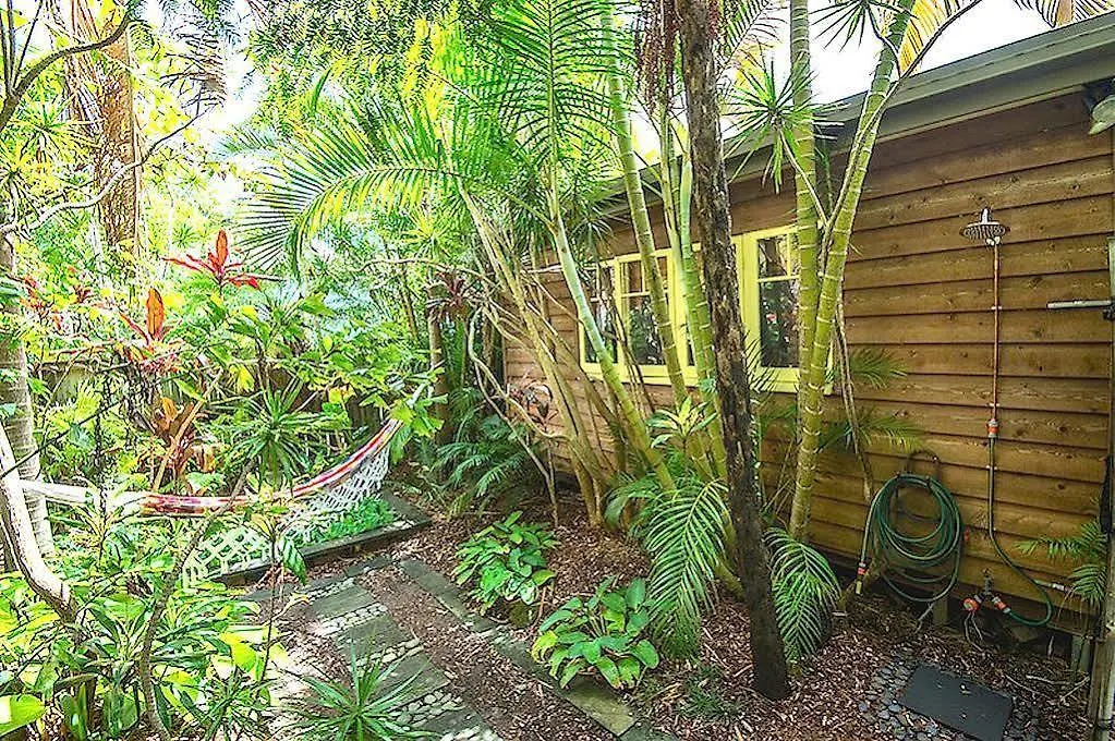 Bamboo Cottage Guesthouse B&B 酒店 拜伦湾